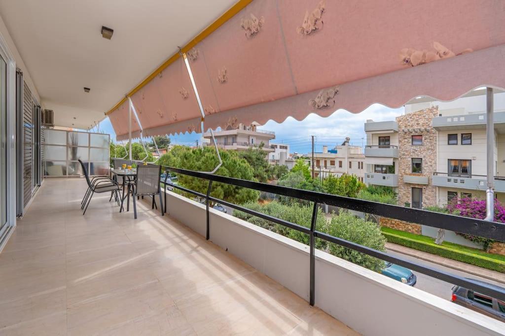 Peaceful 2 Bedroom In Glyfada Center Athens Ngoại thất bức ảnh